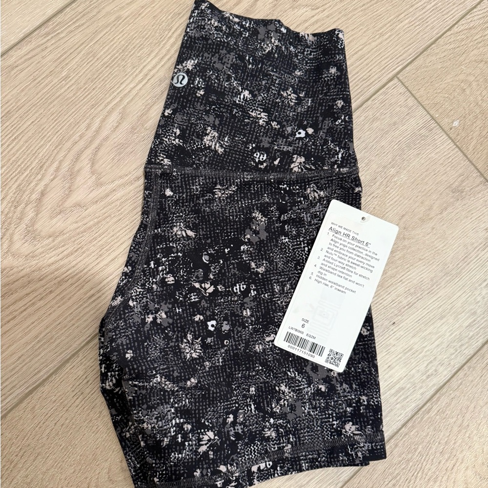 Lululemon Align HR 6” Shorts Size 6 New w/ Tags!